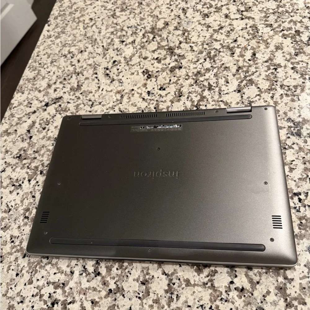 Dell Inspiron 15-7579 (Pen & Touch supported)